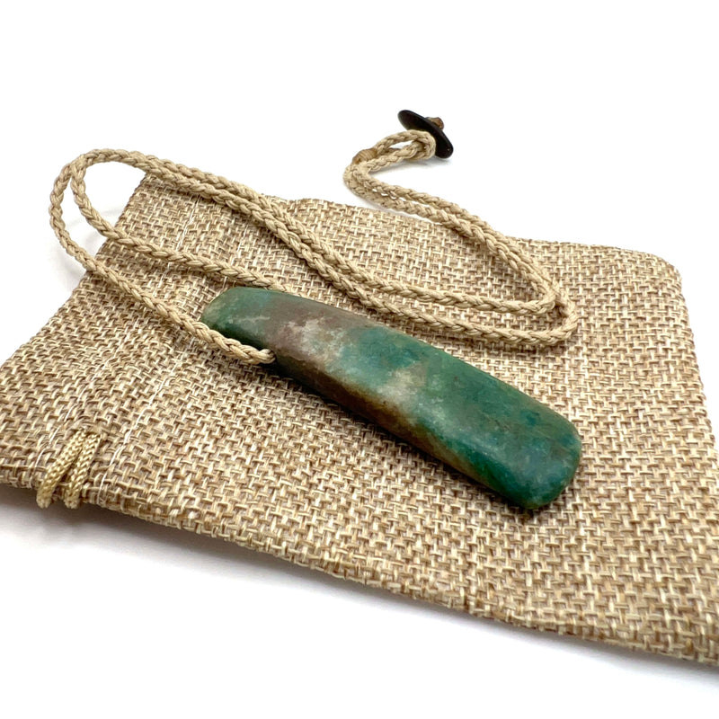 Aotea Droplet Pendant