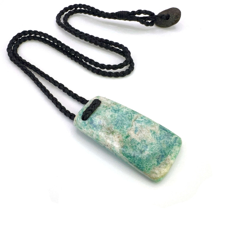 Aotea Droplet Pendant