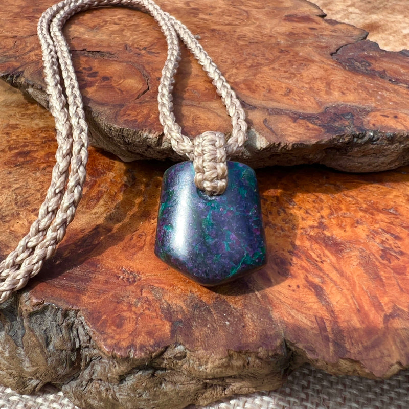 Goodletite Droplet Pendant