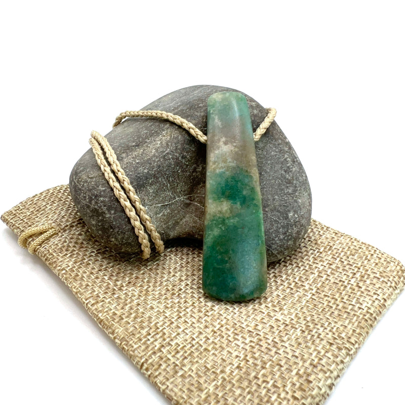 Aotea Droplet Pendant