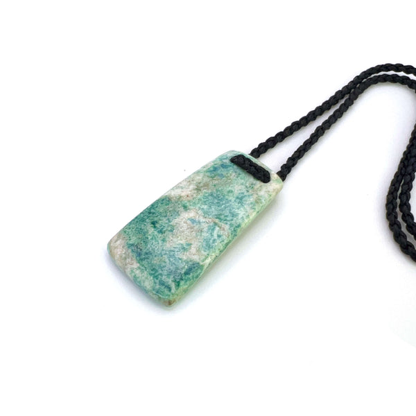 Aotea Droplet Pendant