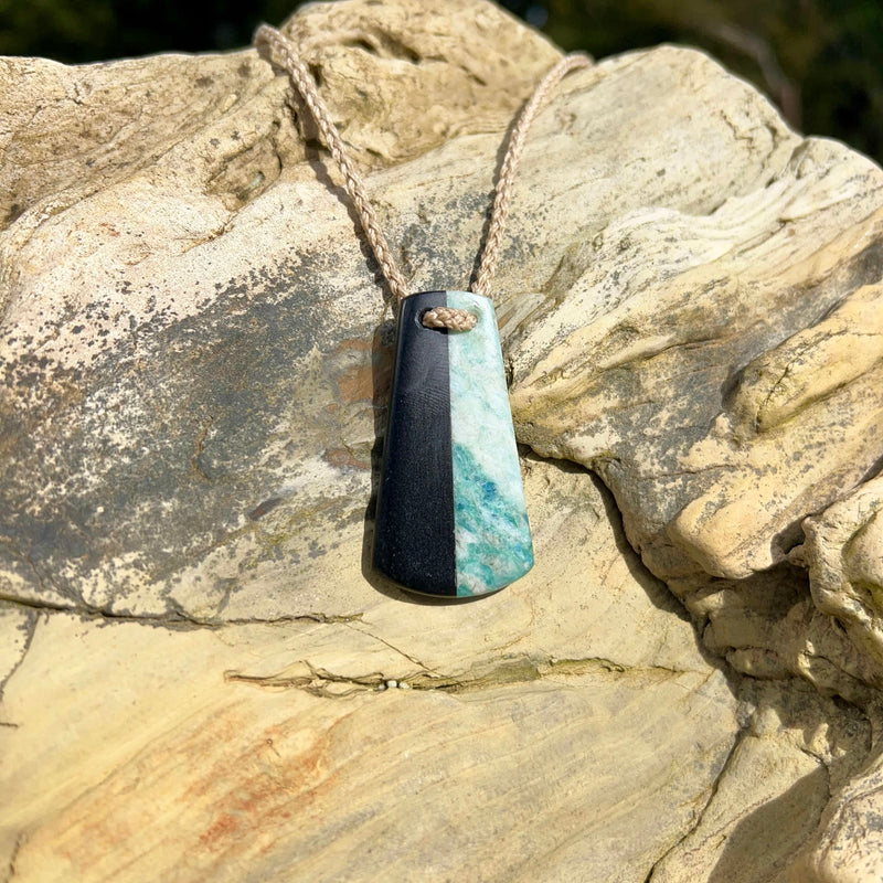 Aotea & Obsidian Fusion Pendant