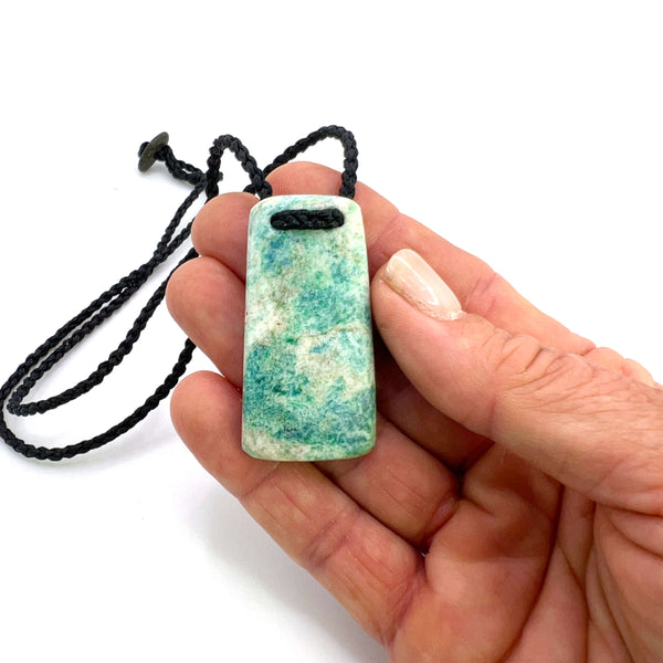Aotea Droplet Pendant