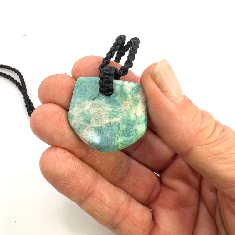 Aotea Droplet Pendant