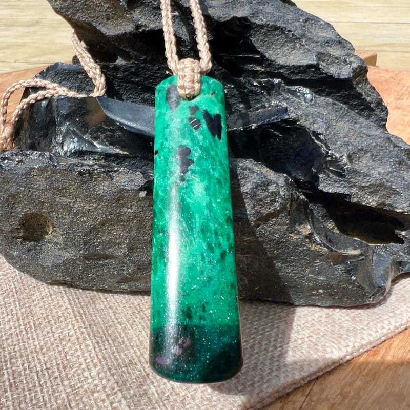Goodletite Droplet Pendant