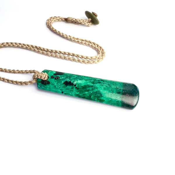 Goodletite Droplet Pendant