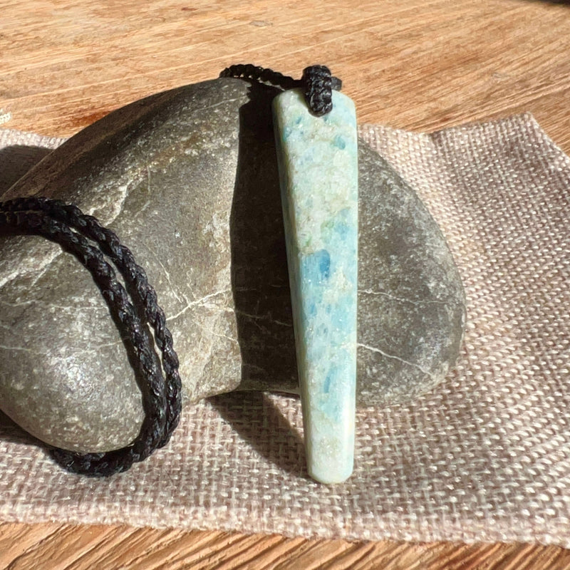 Aotea Droplet Pendant
