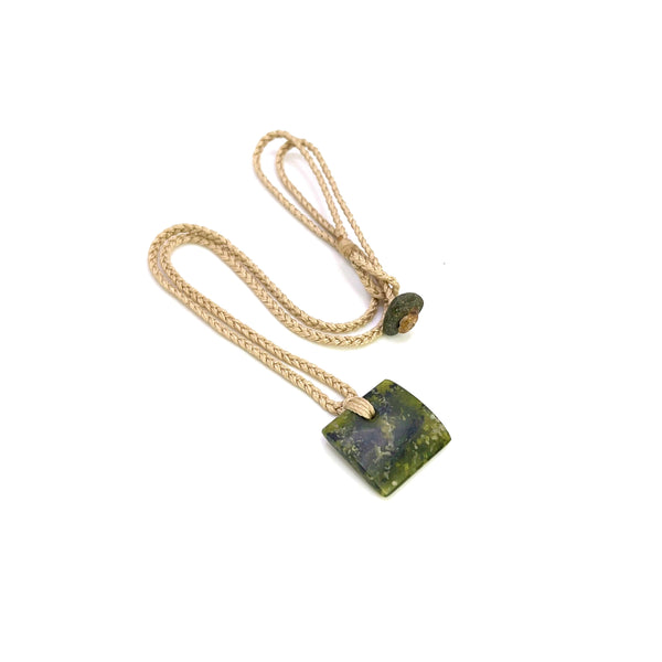 Pounamu (Serpentinite) Pendant
