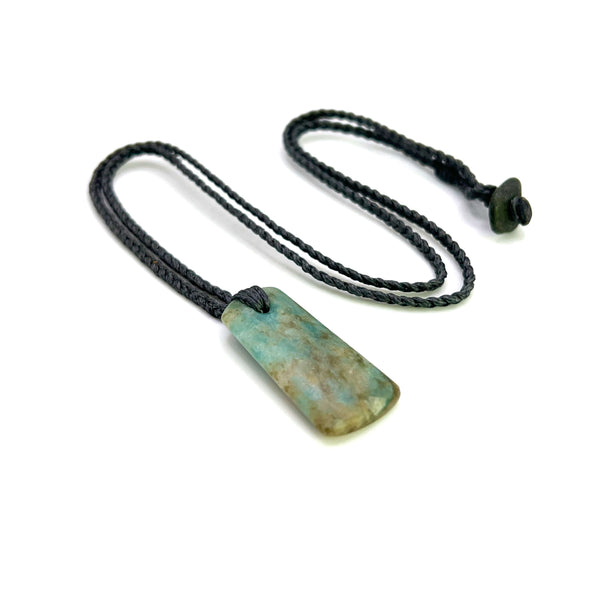 Aotea Droplet Pendant