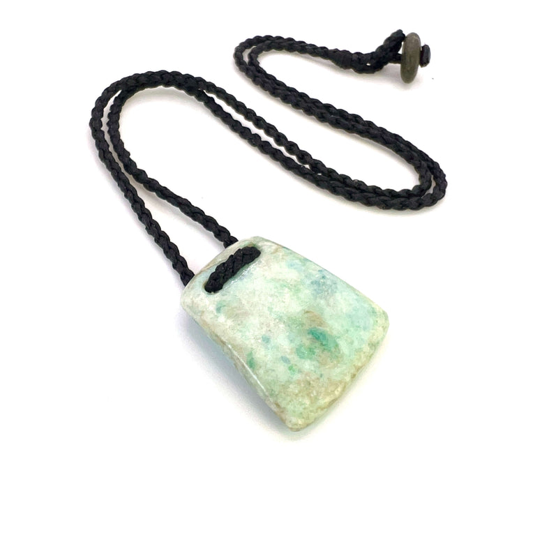 Aotea Droplet Pendant