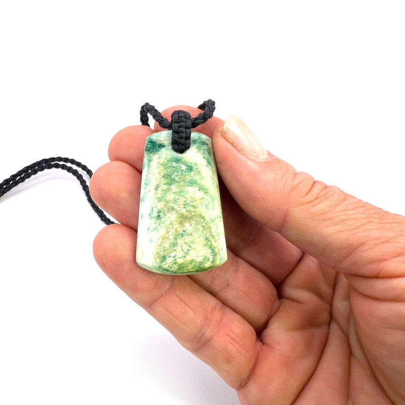 Aotea Droplet Pendant