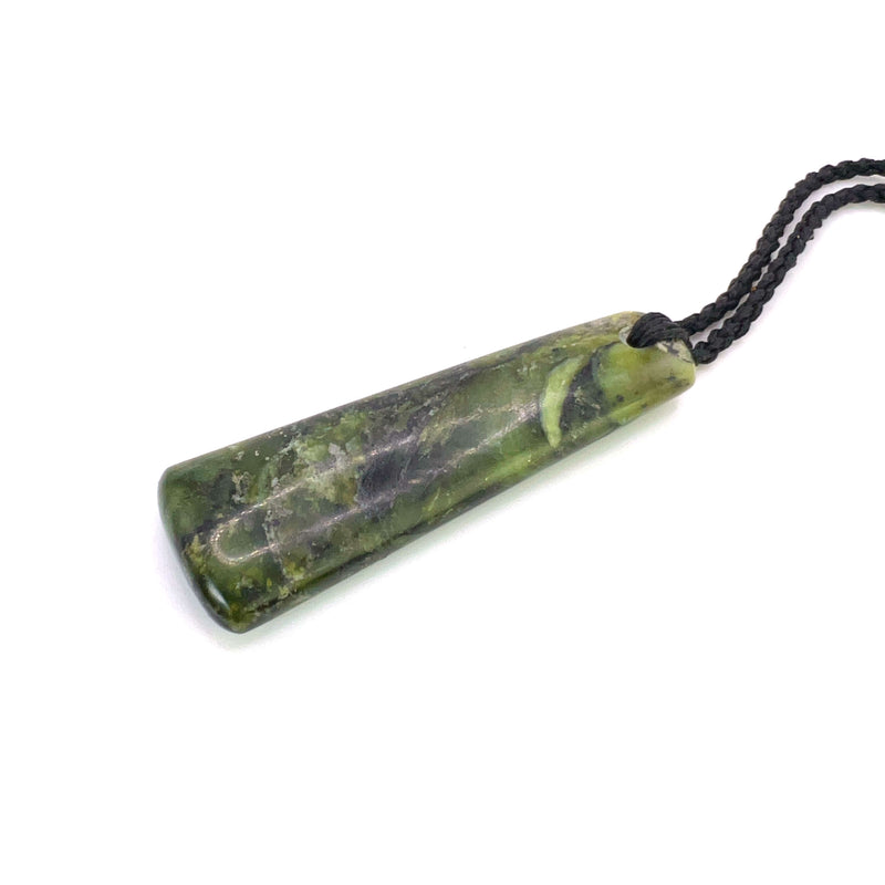 Pounamu (Serpentinite) Droplet Pendant