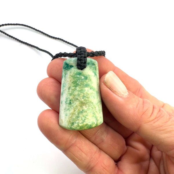 Aotea Droplet Pendant