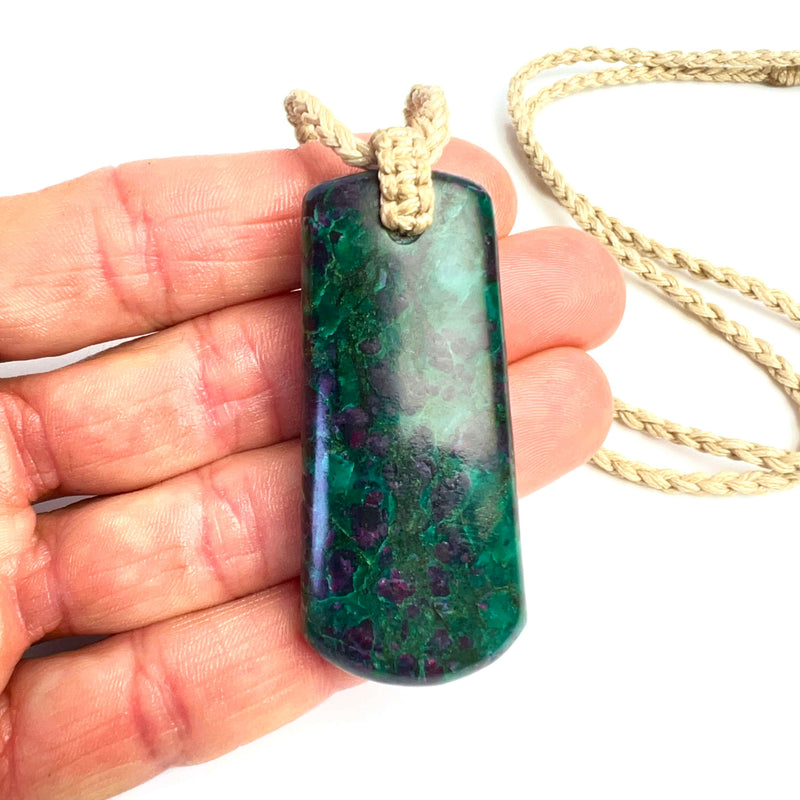 Goodletite Droplet Pendant