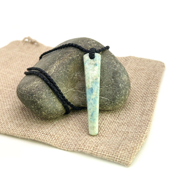 Aotea Droplet Pendant
