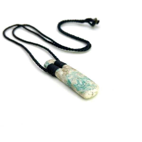 Aotea Droplet Pendant