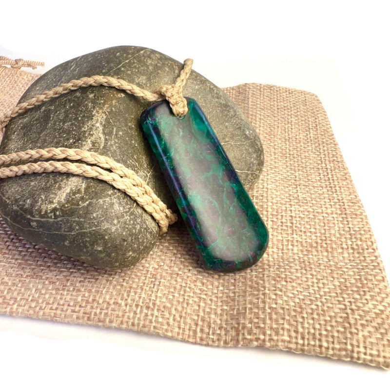 Goodletite Droplet Pendant