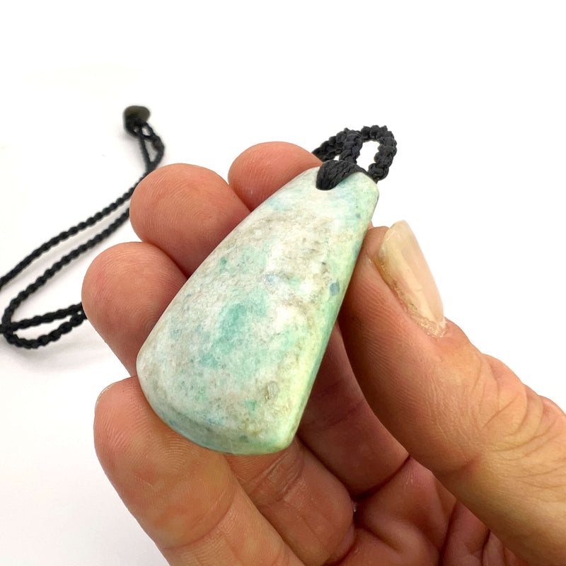 Aotea Droplet Pendant