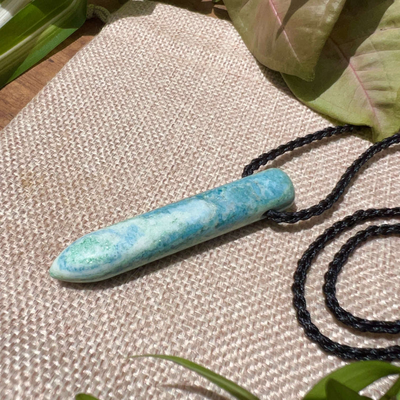 Aotea Droplet Pendant