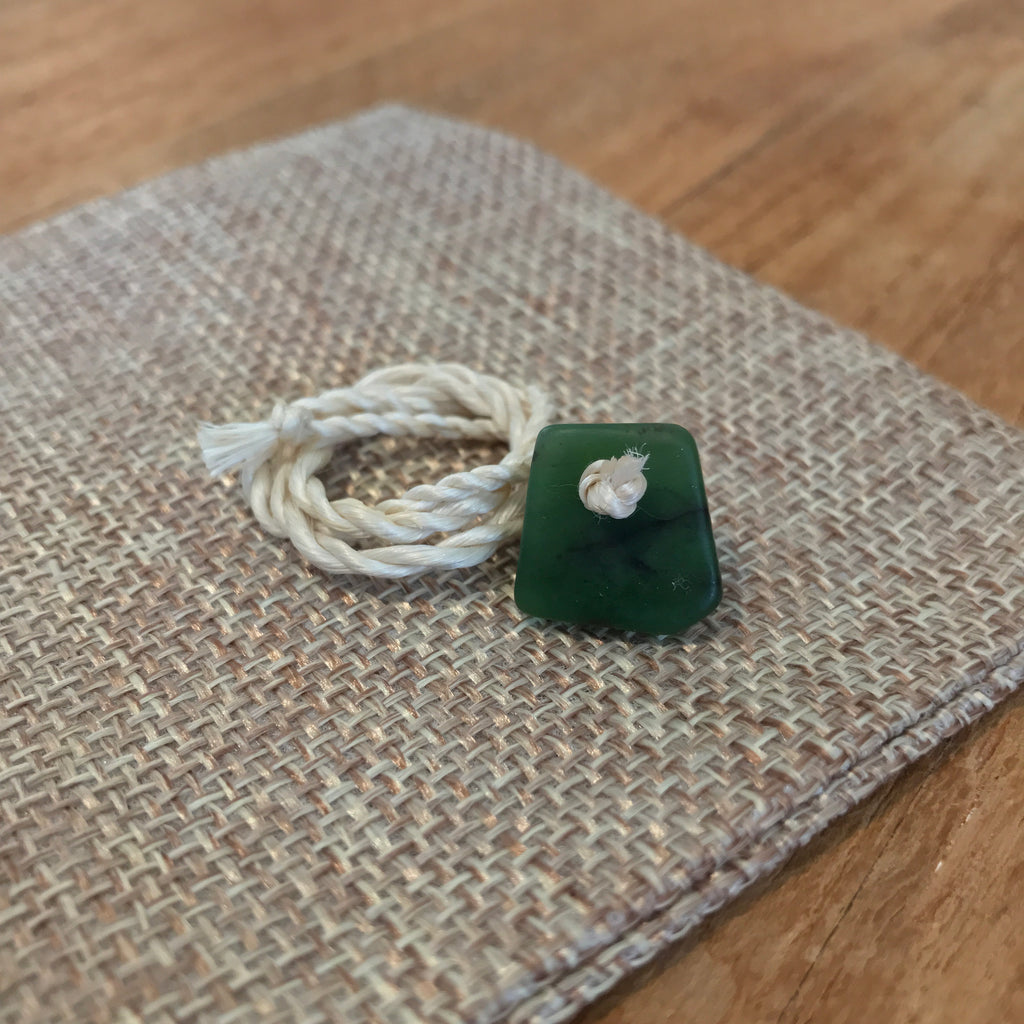 Muka Pito Tie with Gemstone – Aotearoa Gemstones